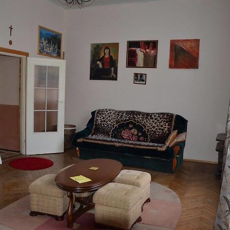 Mieszkanie Na Szpitalnej Lviv Exterior photo
